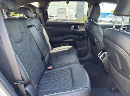 Kia - Sorento