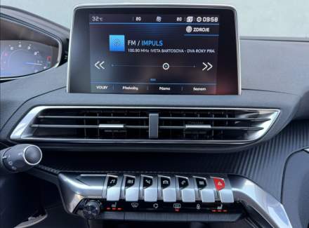 Peugeot - 3008
