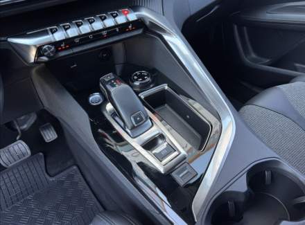 Peugeot - 3008