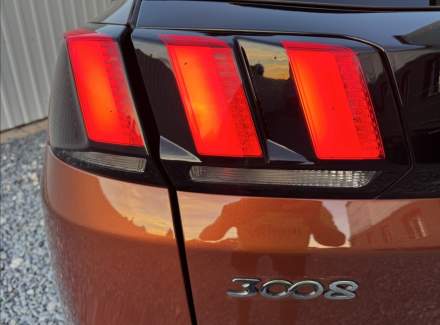 Peugeot - 3008