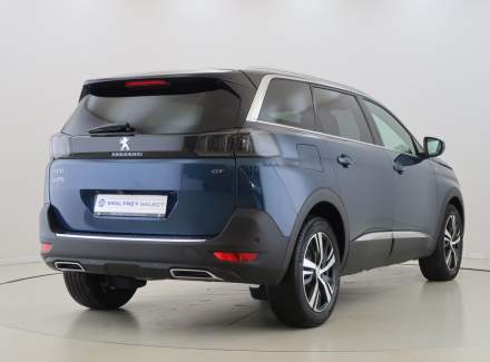 Peugeot - 5008