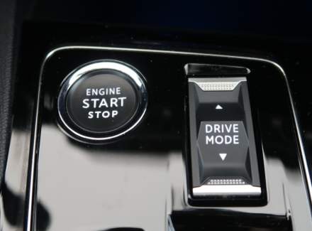 Peugeot - 5008