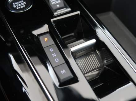 Peugeot - 5008