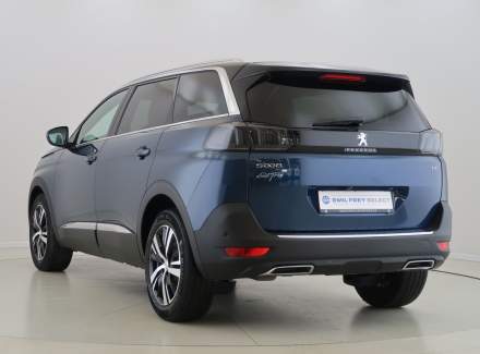 Peugeot - 5008