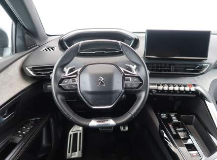 Peugeot - 5008
