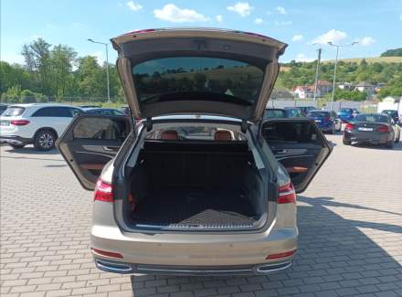 Audi - A6