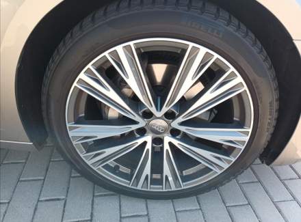 Audi - A6
