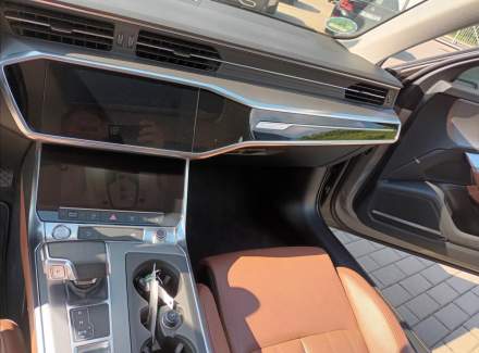 Audi - A6