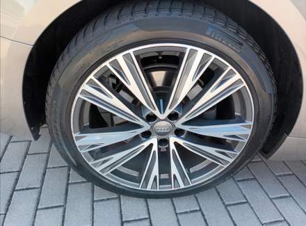 Audi - A6