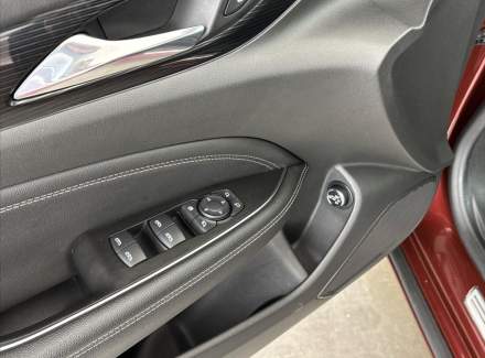 Opel - Insignia