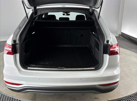Audi - A6