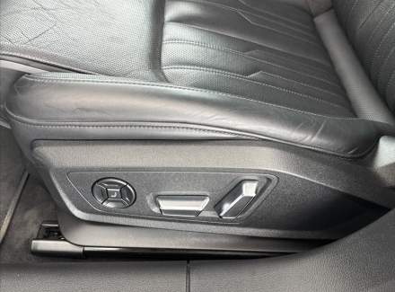 Audi - A6