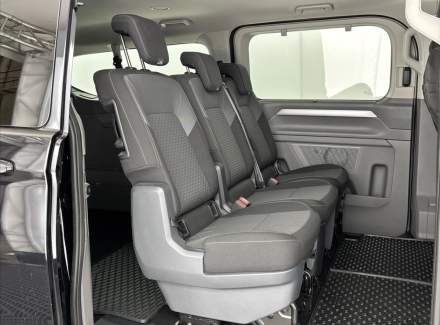 Volkswagen - Caravelle