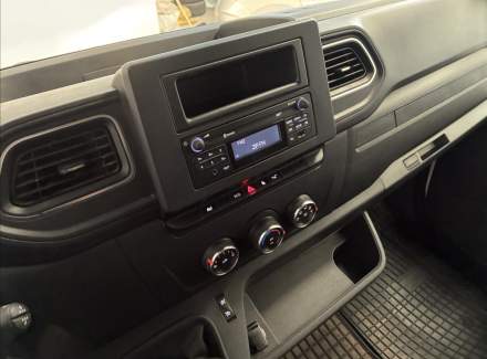 Renault - Master