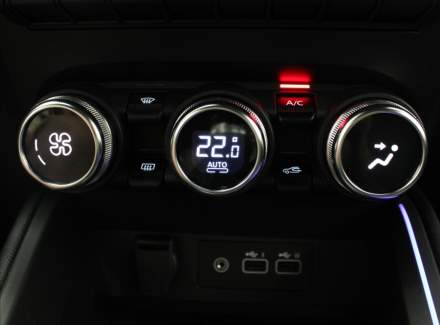 Mitsubishi - Colt