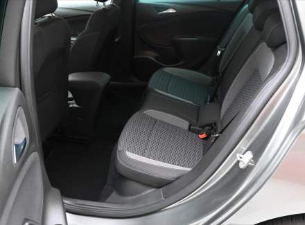 Opel - Astra