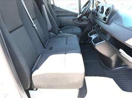 Mercedes-Benz - Sprinter