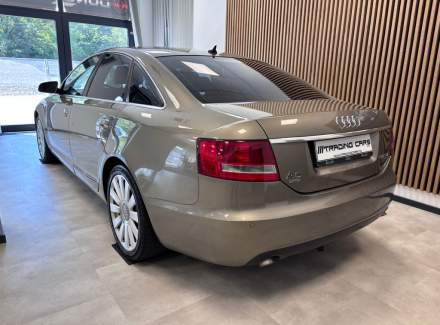 Audi - A6