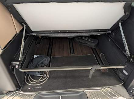Mercedes-Benz - V-class