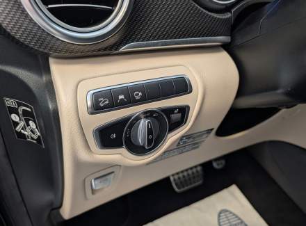 Mercedes-Benz - V-class