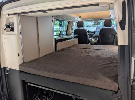 Mercedes-Benz - V-class