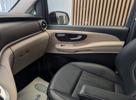Mercedes-Benz - V-class