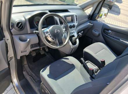 Nissan - NV200