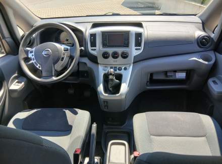 Nissan - NV200