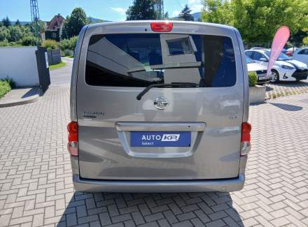 Nissan - NV200