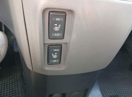 Nissan - NV200