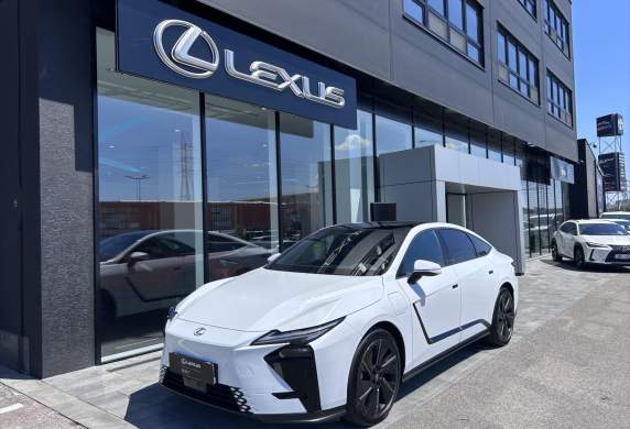 Lexus
