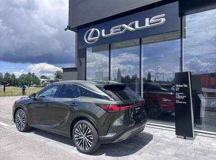 Lexus