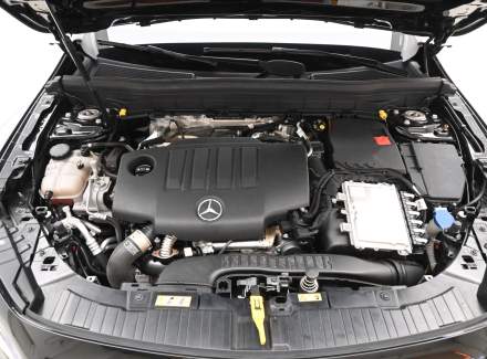 Mercedes-Benz - GLB