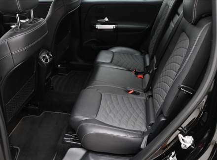 Mercedes-Benz - GLB