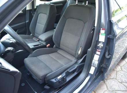 Volkswagen - Passat