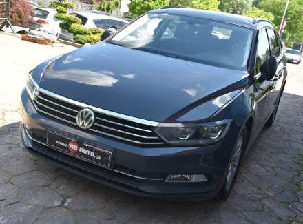 Volkswagen - Passat