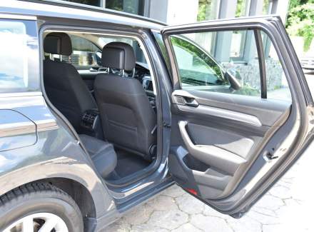 Volkswagen - Passat