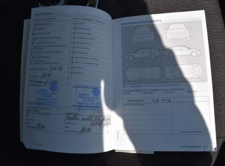 Volkswagen - Passat