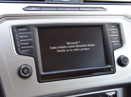 Volkswagen - Passat