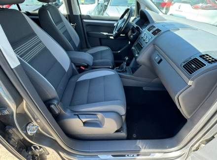 Volkswagen - Touran