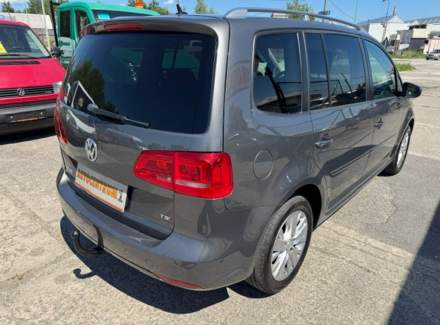 Volkswagen - Touran