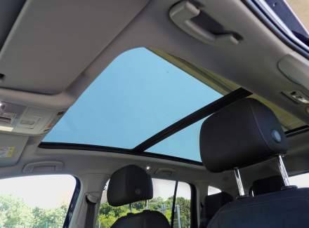 Volkswagen - Touran