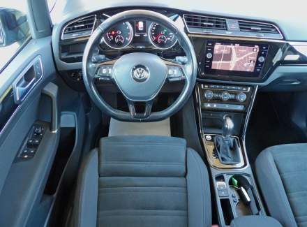 Volkswagen - Touran
