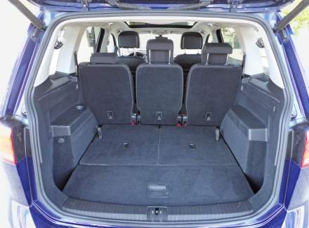 Volkswagen - Touran