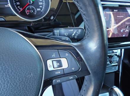 Volkswagen - Touran