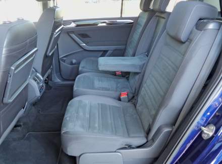 Volkswagen - Touran