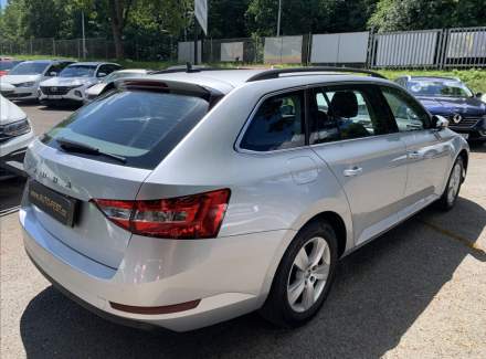 Škoda - Superb