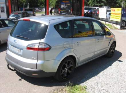 Ford - S-MAX