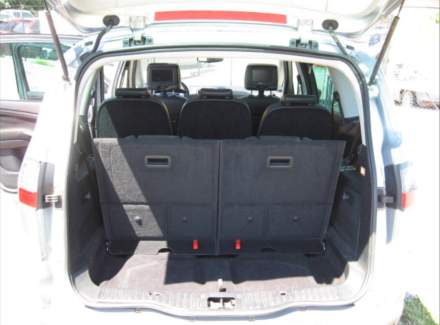 Ford - S-MAX