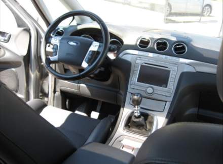 Ford - S-MAX